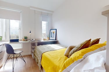 iQ East Court Student Halls, 450 Mile End Road, Mile End, London, E1 4GG - Image 3
